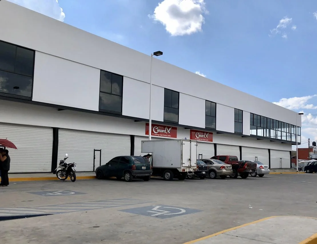 Plaza TPP Tonalá · Comercial